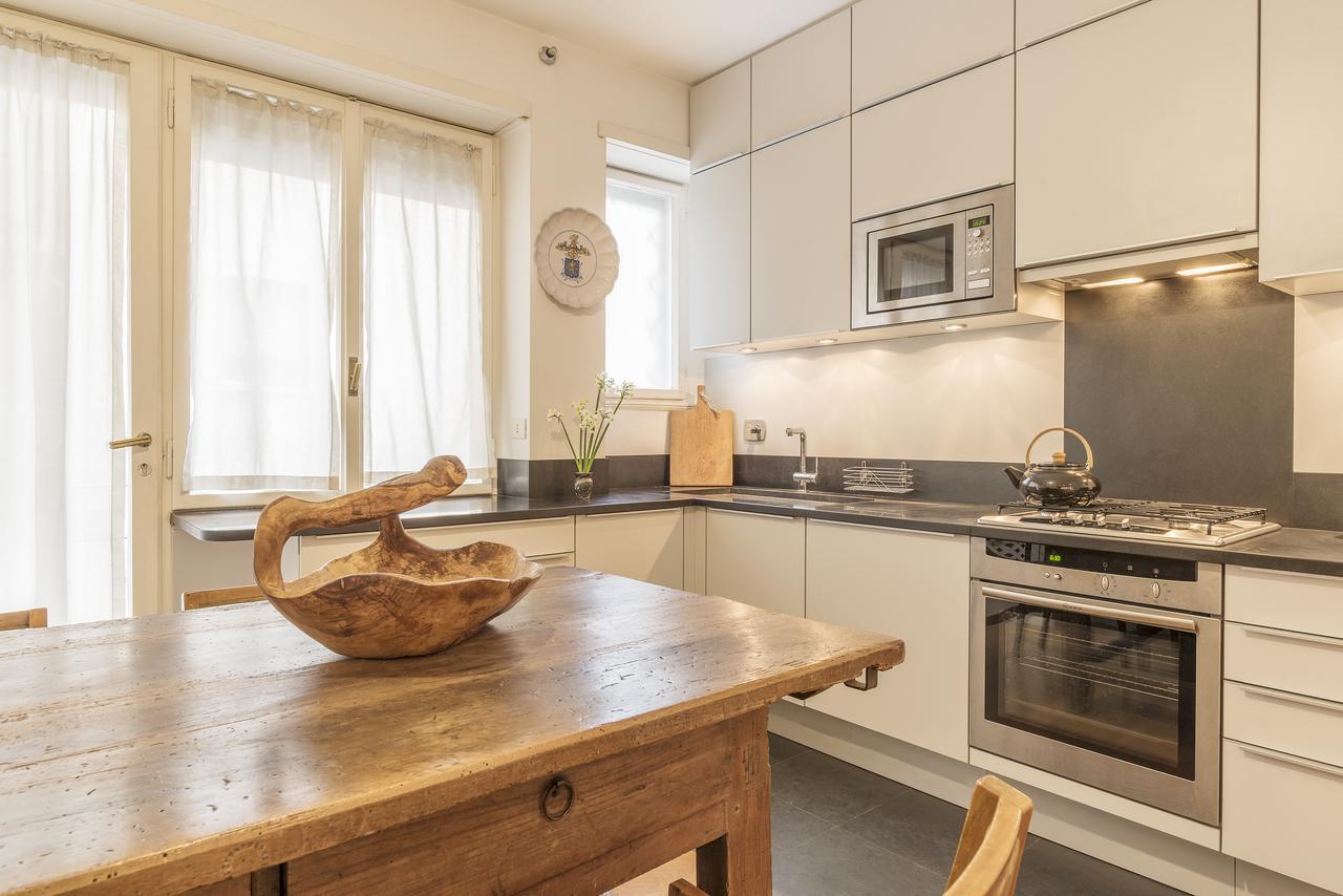 Micheli 4Pax Apartment With Terrace โรม ภายนอก รูปภาพ